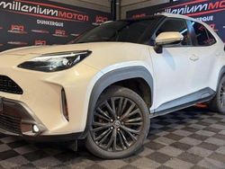 Blanc Utilisé 2022 Toyota Yaris Hybrid Citadine | 21 990 € (Prix assez cher)