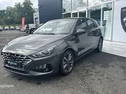 Noir Utilisé 2022 Hyundai i30 Trend Berline | 19 999 € (Prix juste)