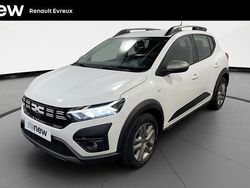 Blanc Utilisé 2023 Dacia Sandero Expression Citadine | 17 990 € (Prix cher)