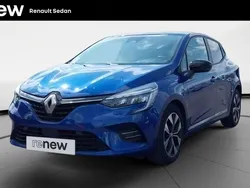 Bleu Utilisé 2023 Renault Clio V Evolution Berline | 15 290 € (Prix juste)