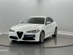 Blanc Utilisé 2016 Alfa Romeo Giulia Lusso Berline | 23 299 € (Prix juste)