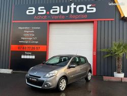 Gris Utilisé 2011 Renault Clio III Citadine | 3 890 € (Prix juste)