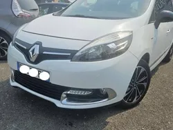 Utilisé 2016 Renault Scénic III Business Monospace | 9 990 € (Prix juste)