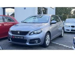 Utilisé 2020 Peugeot 308 Allure Berline | 10 990 € (Prix juste)