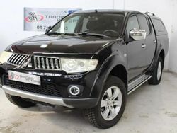 Noir Utilisé 2010 Mitsubishi L200 Intense Pick-up | 15 250 €