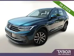 Bleu Utilisé 2022 VW Tiguan Life SUV | 25 388 € (Prix assez cher)