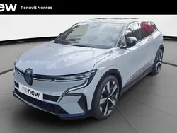 Gris Utilisé 2022 Renault Mégane Techno Berline | 20 490 € (Prix juste)