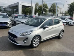 Gris lunaire Utilisé 2019 Ford Fiesta Trend Citadine | 11 999 € (Prix juste)
