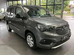 Gris Utilisé 2022 Opel Combo Monospace | 24 990 € (Prix cher)