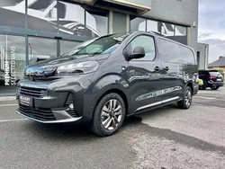 Gris Nouvelle 2025 Peugeot Expert Van | 39 875 € (Prix juste)