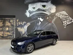 Bleu Utilisé 2021 Mercedes E300 AMG line Break | 37 990 €