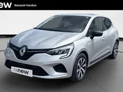 Gris Utilisé 2023 Renault Clio V Equilibre Citadine | 15 243 € (Prix juste)