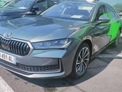 Utilisé 2024 Skoda Superb LAURIN & KLEMENT Berline | 41 980 € (Prix assez cher)