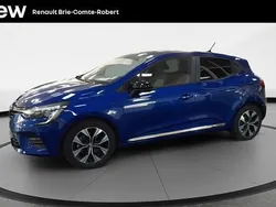 Bleu Utilisé 2023 Renault Clio V Evolution Berline | 14 780 € (Prix juste)