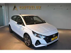 Blanc Nouvelle 2025 Hyundai i20 N Line Berline | 23 487 € (Prix assez cher)