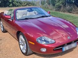 Rouge Utilisé 2004 Jaguar XK8 Cabriolet | 29 900 €