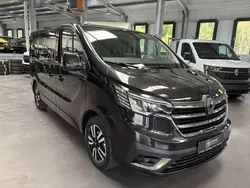 Noir Utilisé 2024 Renault Trafic Van | 48 194 €