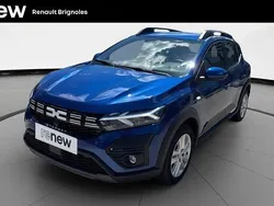 Bleu Utilisé 2024 Dacia Sandero Expression Citadine | 16 490 € (Prix juste)