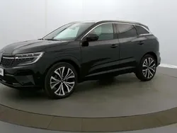 Noir Utilisé 2023 Renault Austral Iconic SUV | 34 450 € (Prix juste)