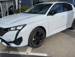 Blanc Utilisé 2024 Peugeot e-308 Allure Citadine | 38 990 €