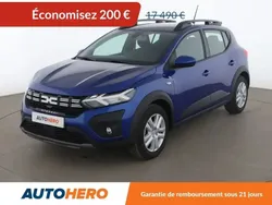 Bleu Utilisé 2023 Dacia Sandero Expression Citadine | 16 890 € (Prix juste)