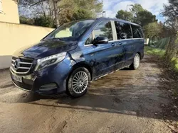 Bleu Utilisé 2015 Mercedes V250 Monospace | 29 990 € (Prix assez cher)
