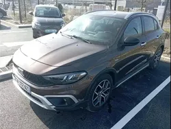 Bronze Utilisé 2021 Fiat Tipo Cross Berline | 13 890 € (Prix cher)