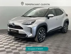 Utilisé 2023 Toyota Yaris Hybrid Design | 24 490 € (Prix assez cher)