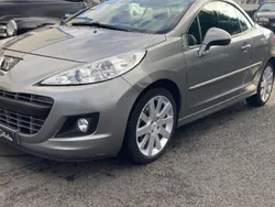 Utilisé 2013 Peugeot 207 CC Cabriolet | 9 500 € (Prix assez cher)