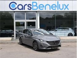 Gris Nouvelle 2025 Peugeot 308 Allure Berline | 28 389 € (Prix juste)