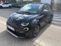 Noir venom Utilisé 2024 Abarth 500e Citadine | 29 990 € (Bon prix)