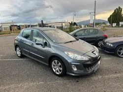 Gris Utilisé 2007 Peugeot 308 Berline | 2 400 € (Prix juste)