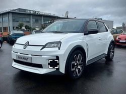 Blanc Nouvelle 2025 Renault R5 Techno Citadine | 33 890 € (Prix juste)