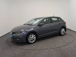 Gris Utilisé 2024 VW Polo S Berline | 24 490 € (Prix assez cher)