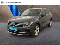 Gris dauphin métallisée Utilisé 2020 VW Tiguan Elegance SUV | 34 900 € (Prix juste)