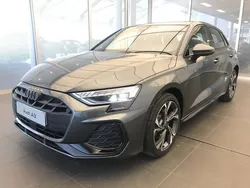 Gris daytona nacré Utilisé 2025 Audi A3 Sportback e-tron S-Line Berline | 53 000 €
