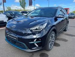 Gris foncé, métallisé Utilisé 2020 Kia e-Niro SUV | 20 880 € (Prix assez cher)