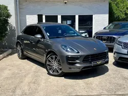 Gris Utilisé 2016 Porsche Macan SUV | 31 990 € (Prix juste)