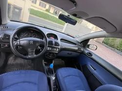 Utilisé 2002 Peugeot 206 Berline | 999 €