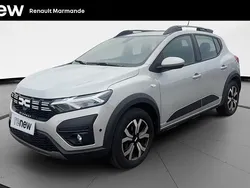 Gris Utilisé 2024 Dacia Sandero Expression Citadine | 16 499 € (Prix juste)