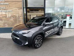 Utilisé 2025 Toyota Yaris Hybrid Design | 33 350 € (Prix cher)