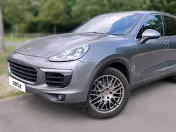 Gris Utilisé 2015 Porsche Cayenne SUV | 33 383 € (Prix juste)