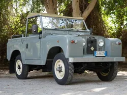 Gris Utilisé 1963 Land Rover 88 | 34 900 €