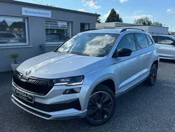 Gris Utilisé 2024 Skoda Karoq SportLine SUV | 32 450 € (Prix juste)