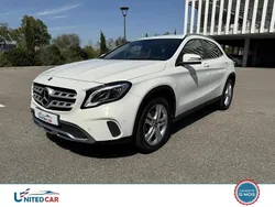 Blanc Utilisé 2017 Mercedes 180 Berline | 20 200 € (Prix cher)