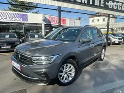 Gris Utilisé 2022 VW Tiguan Business SUV | 25 900 € (Super prix)