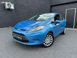 Bleu Utilisé 2011 Ford Fiesta Citadine | 4 950 €
