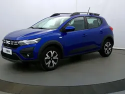 Bleu Utilisé 2024 Dacia Sandero Expression Citadine | 15 690 € (Prix juste)