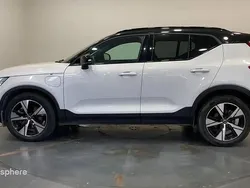 Blanc Utilisé 2021 Volvo XC40 R-Design SUV | 27 799 € (Bon prix)