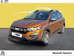 Orange Utilisé 2023 Dacia Sandero Expression Citadine | 15 990 € (Prix juste)
